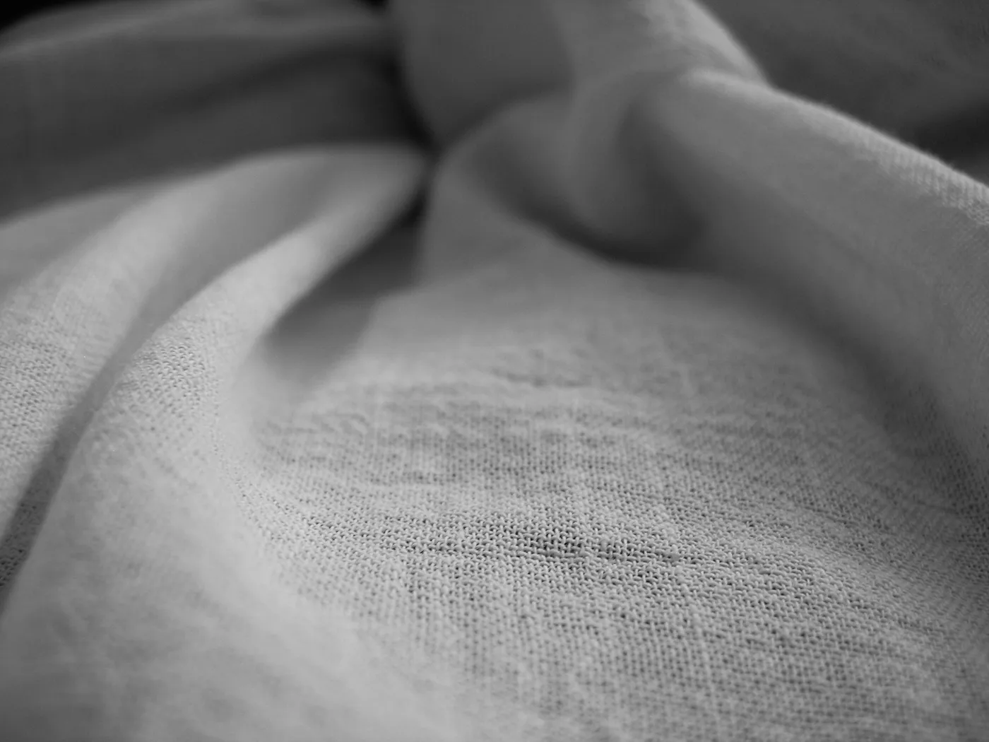 Fracture (i) Fabric